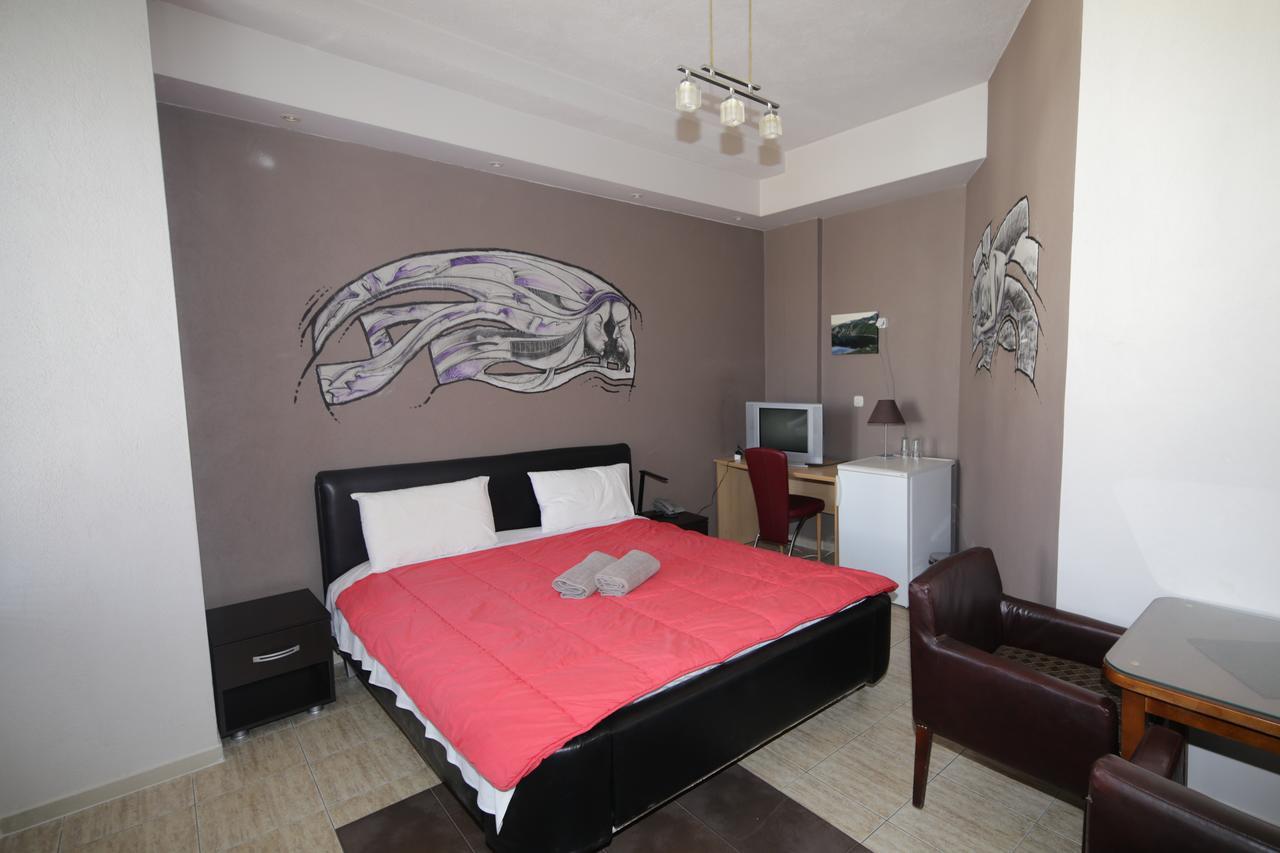 Hotel Ambasador Битола Экстерьер фото