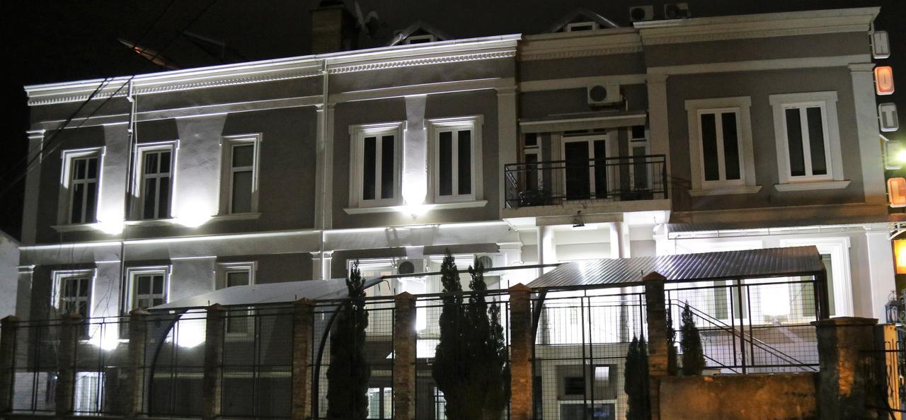 Hotel Ambasador Битола Экстерьер фото